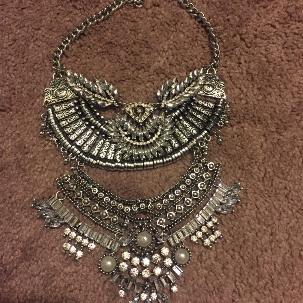 Brand new statement necklace